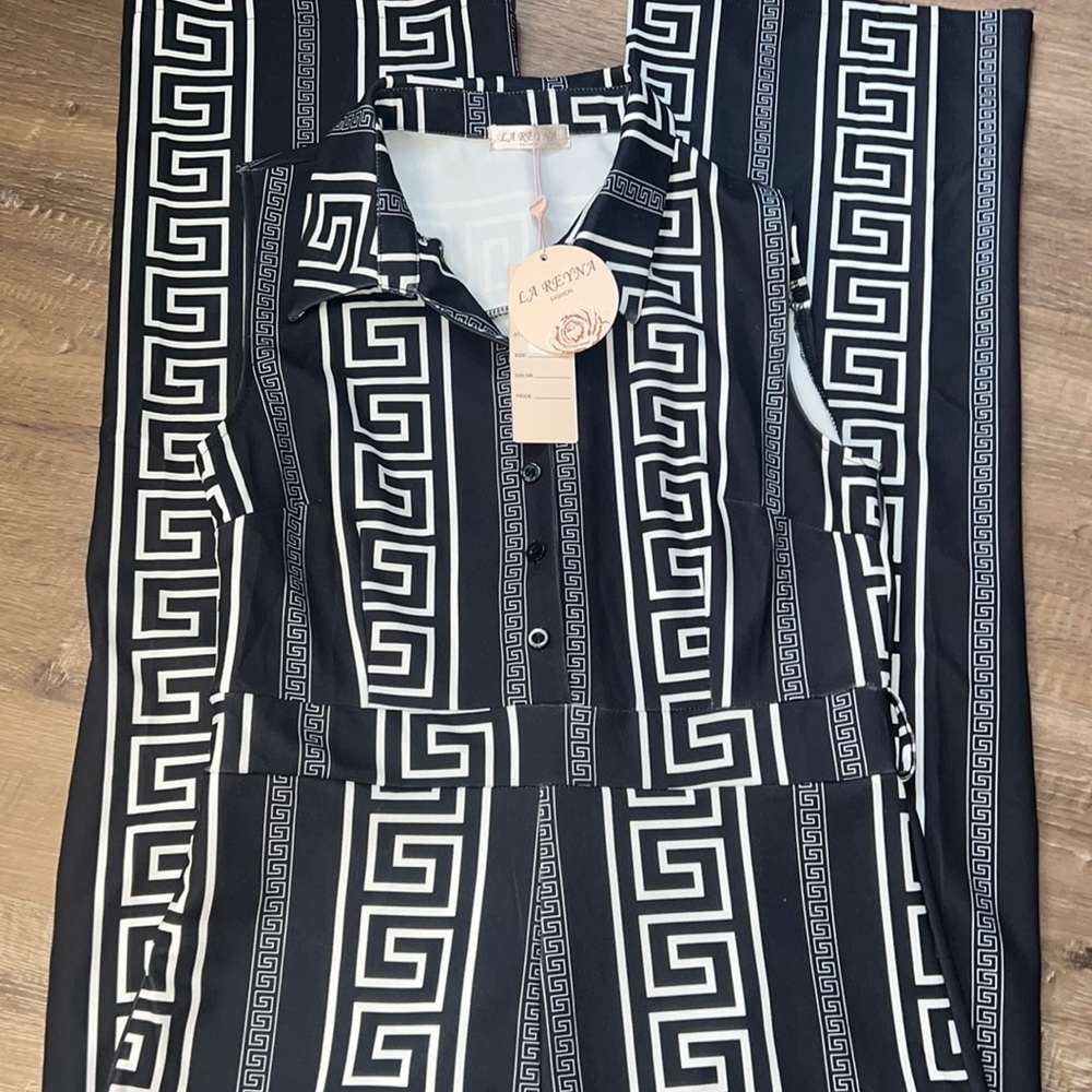 NWT Wide Leg Jumpsuit